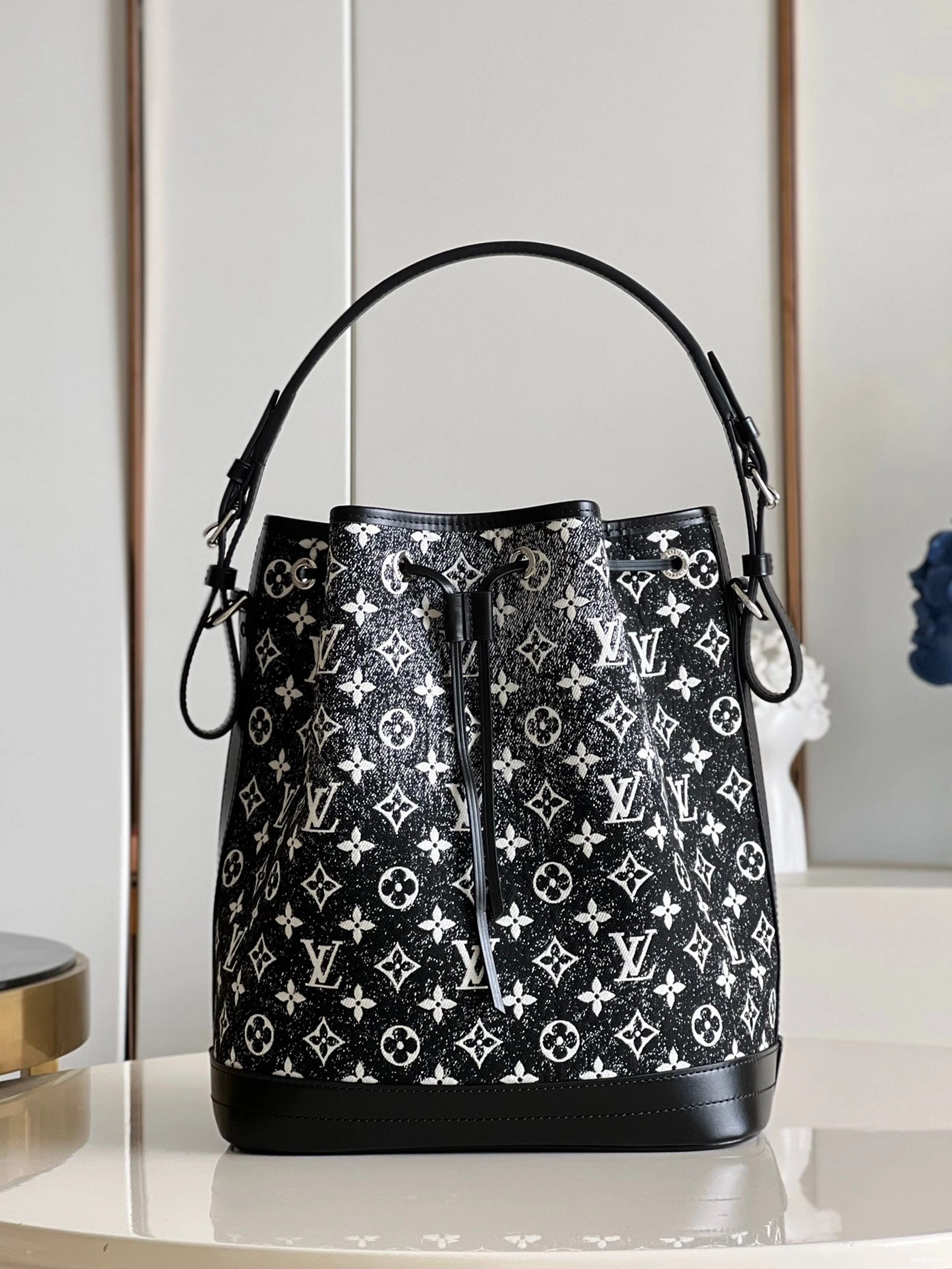 WIS PETIT LOUIS NOÉ VUITTON 1227